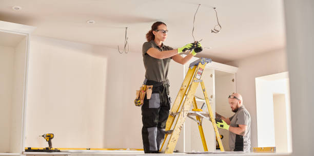 Best Electrical Installation Contractor  in South Gate Ridge, FL