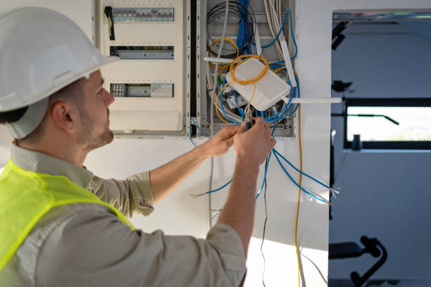 Best Home Electrical Repair  in South Gate Ridge, FL